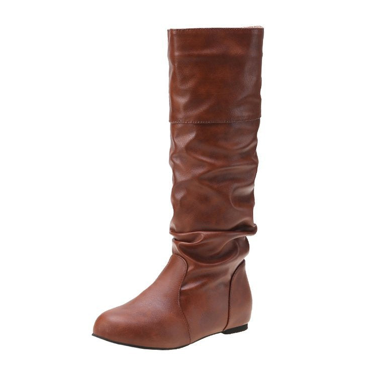 Women's elegant boots with a modern pleated design and comfortable block heel, size S