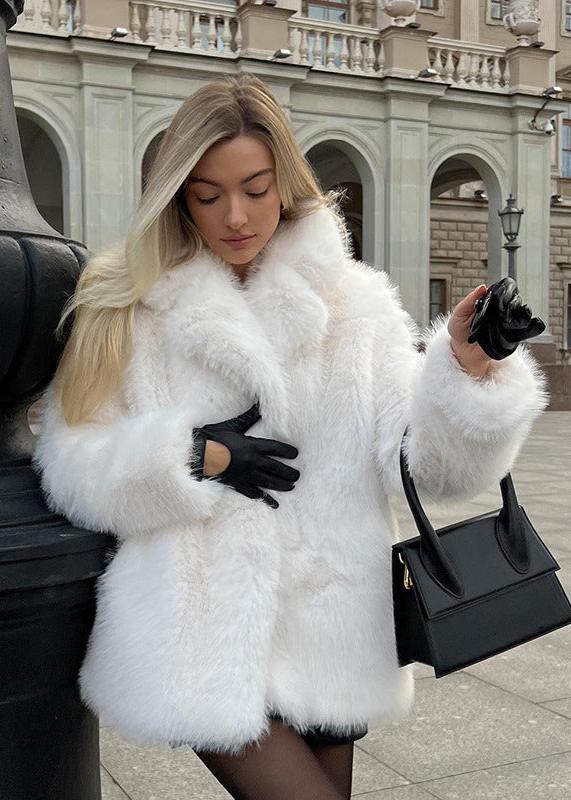 GR | kurze Damenjacke aus Kunstfell - eleganter weißer Wintermantel