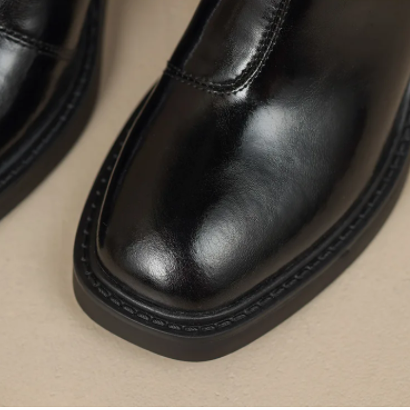 GR | Stylish leather ankle boots with block heels for women