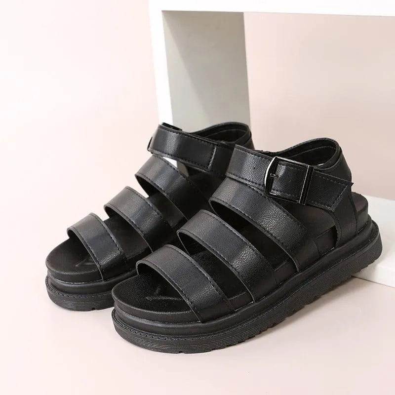 GR | Sandals with buckle and platform with open toes
