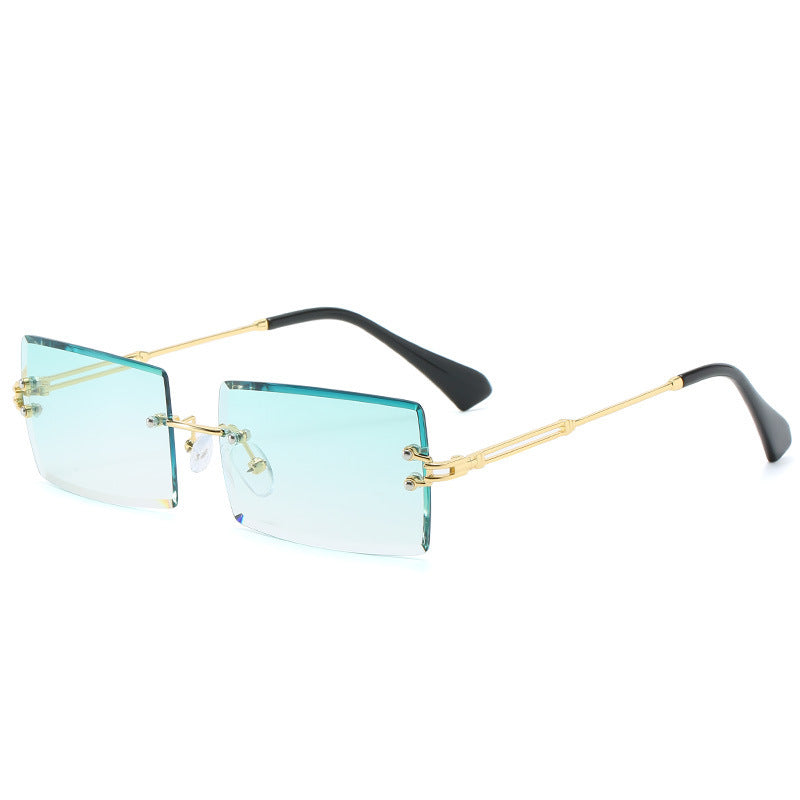 GR | Fashionable rectangular sunglasses in retro style