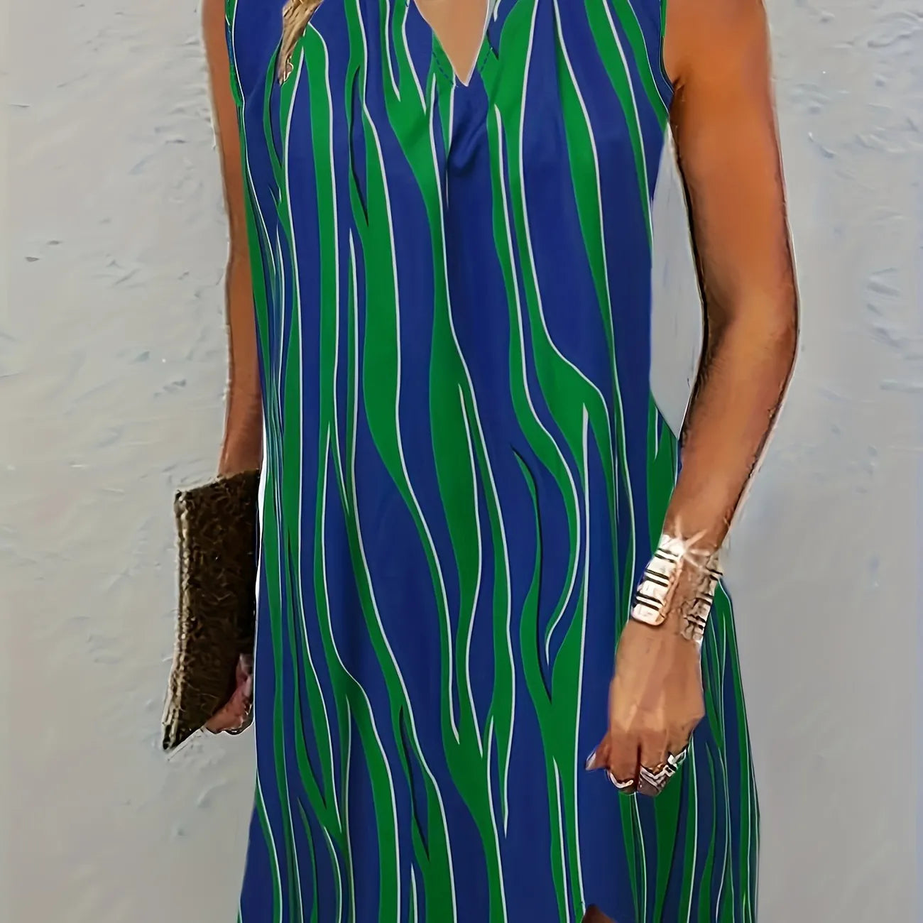 GR | Striking striped sleeveless dress