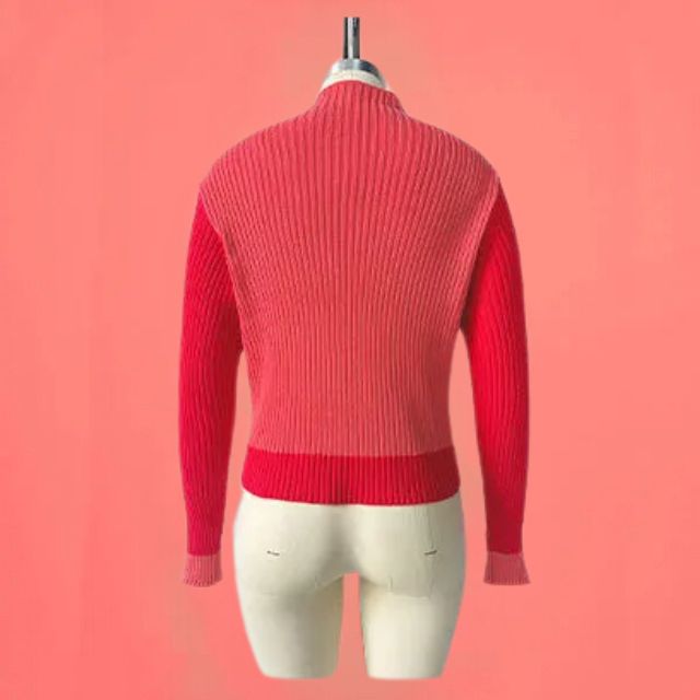 GR | Ribbed knit sweater with heart intarsia