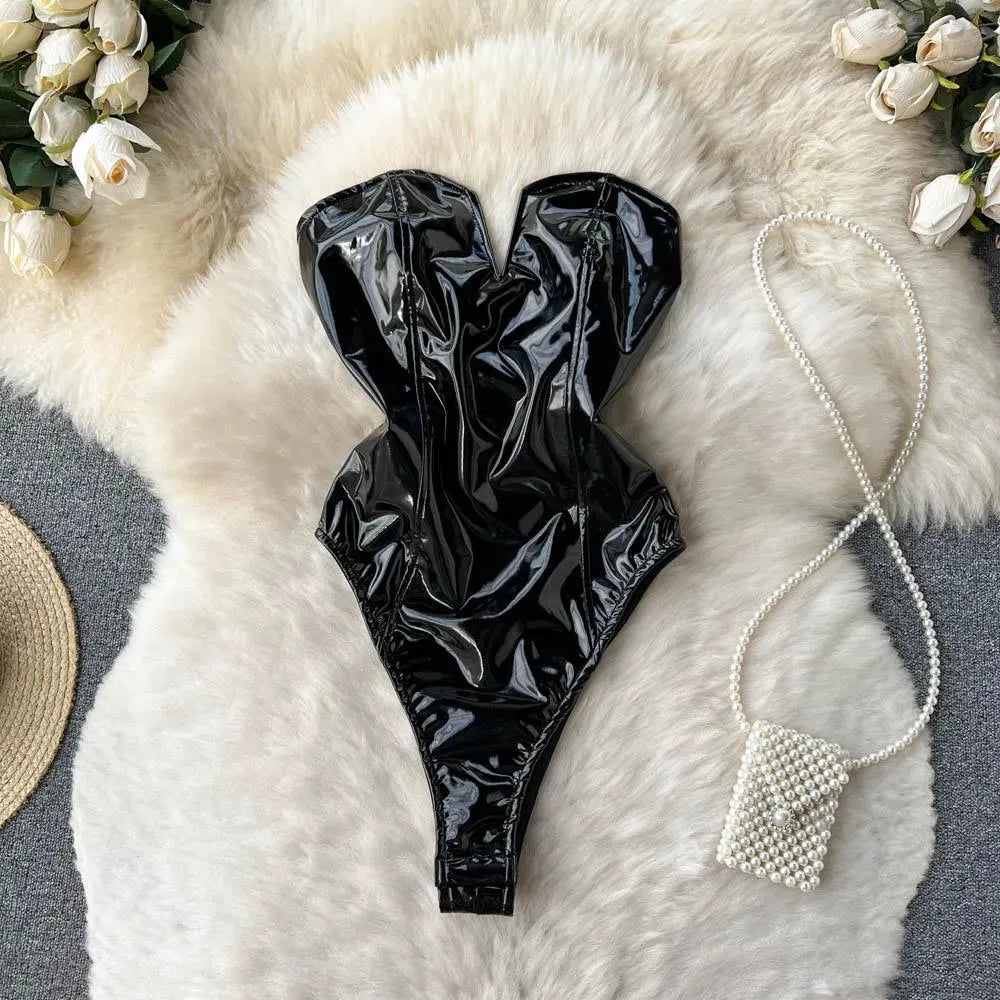 GR | Body Donna made of PU leather with V-neck