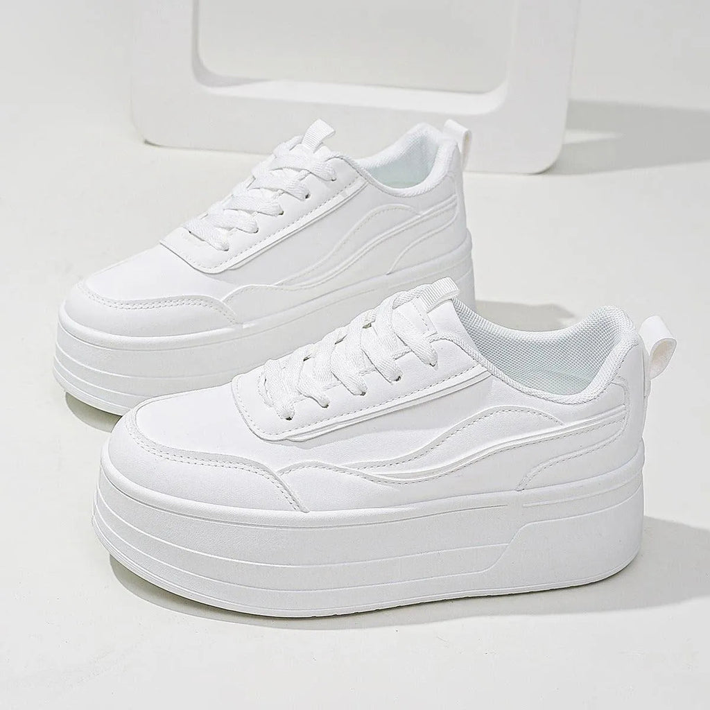 GR | Sneakers with platform sole
