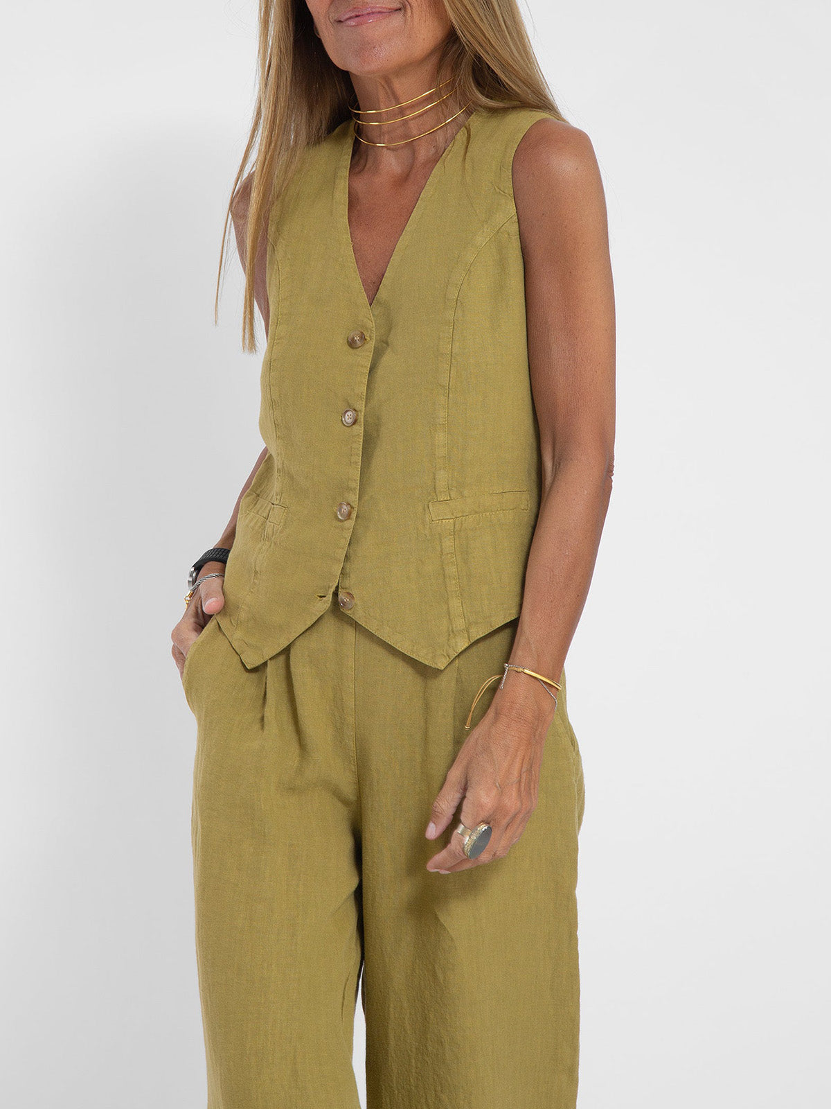 GR | Button-down vest and wide-leg trousers set