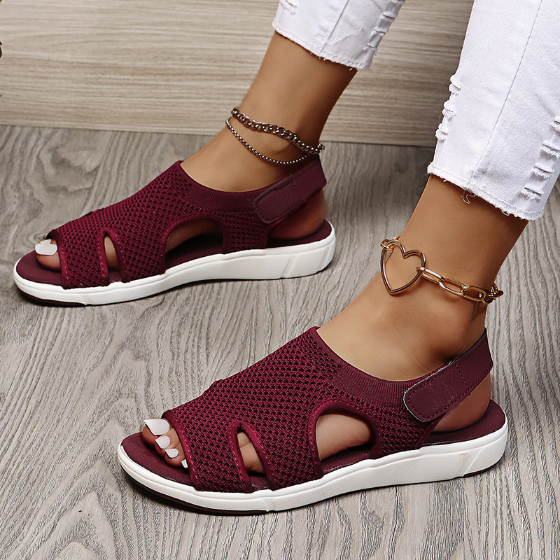 GR | Airy sandals with ergonomic footbed