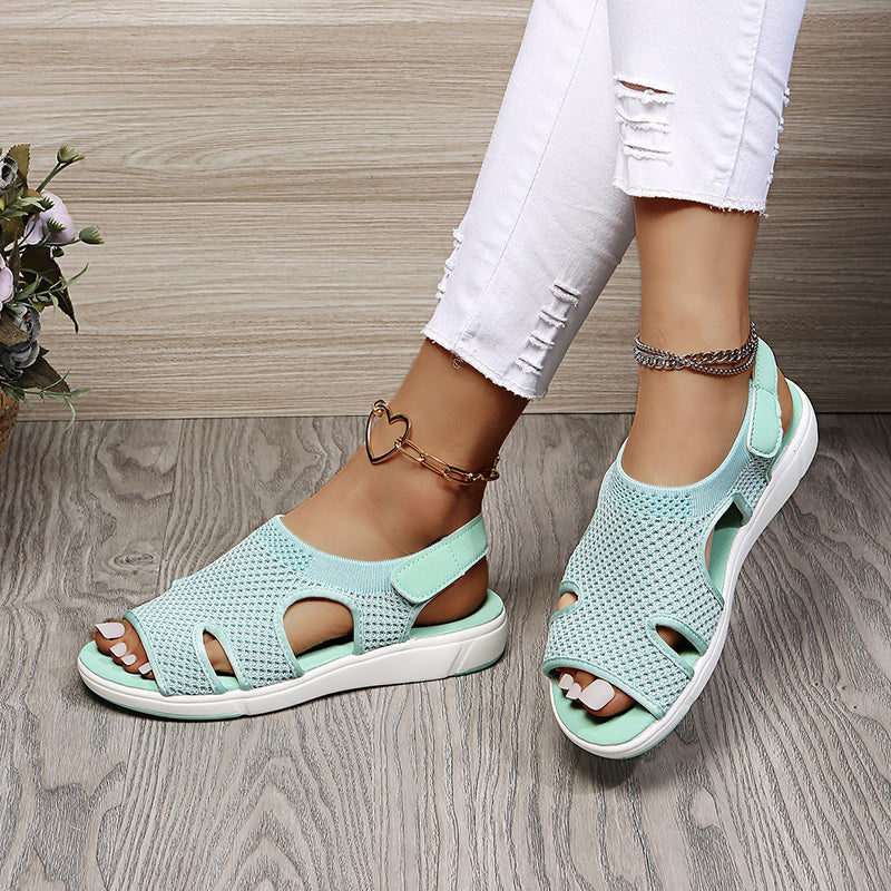 GR | Airy sandals with ergonomic footbed