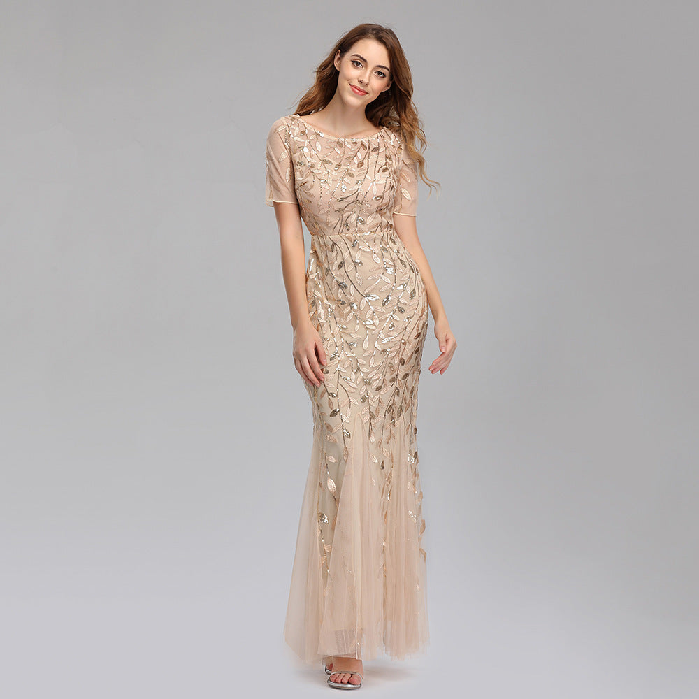 GR | Elegantes Abendkleid in Gold
