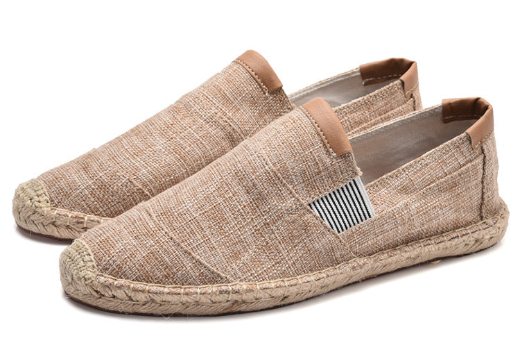GR | Comfortable, lightweight shoes with a non-slip flat sole