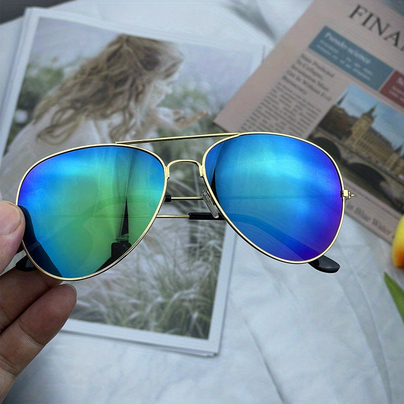 GR | Classic Aviator Sunglasses with Gold Frame for Women