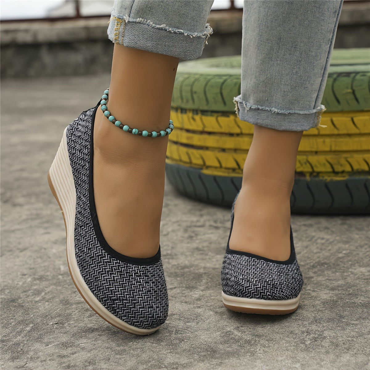 GR | Breathable wedge heel slippers