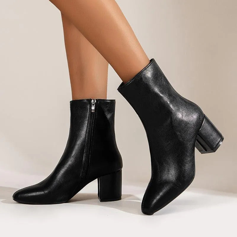 GR | Boots with thick toe