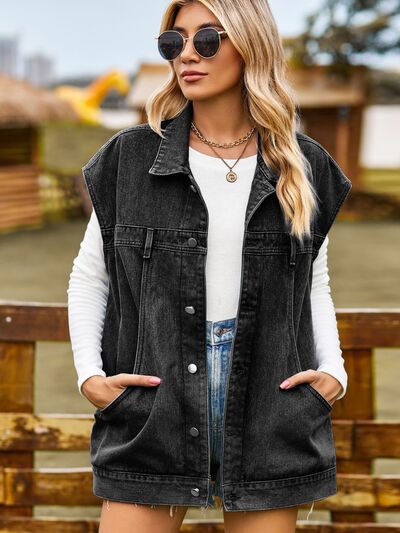 GR - button-up, buttoned sleeveless denim jacket