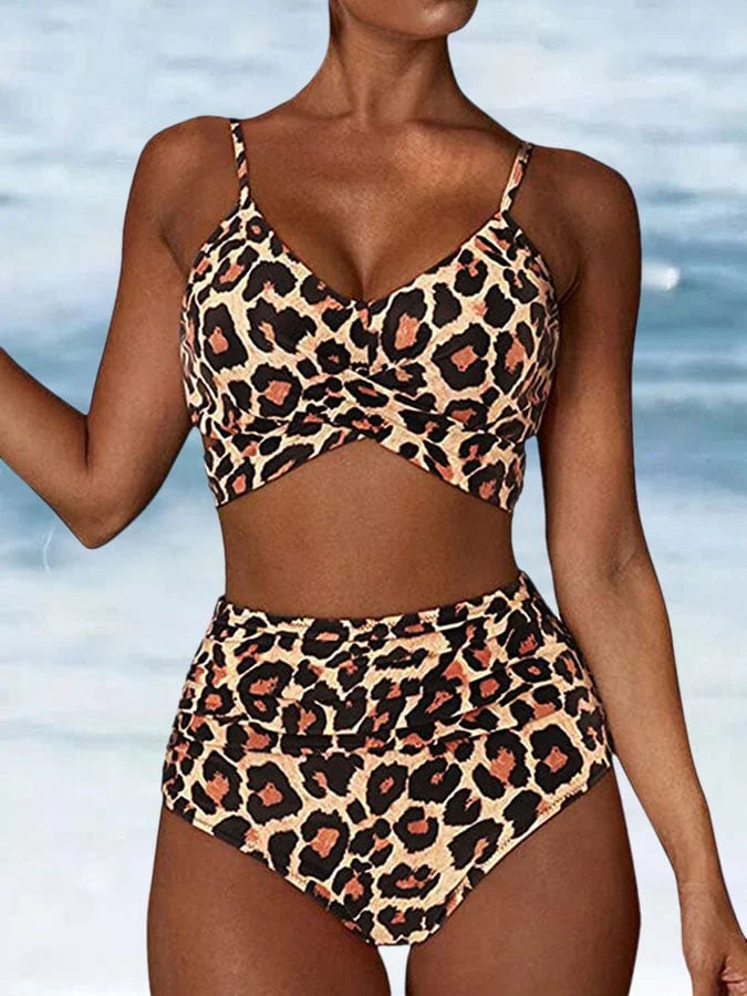 GR | Relaxing and stylish bikinis