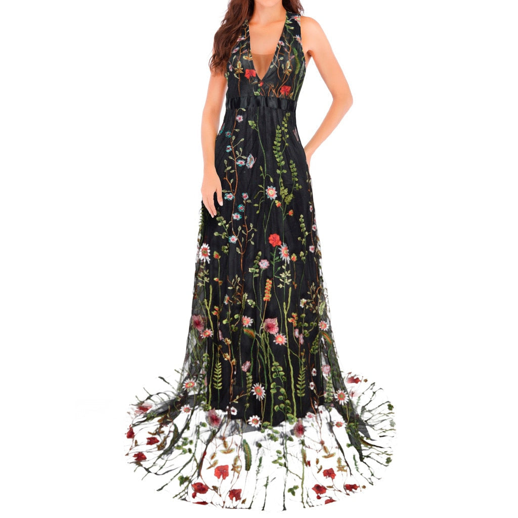 GR | Fabulous Sleeveless Embroidered Dress 
