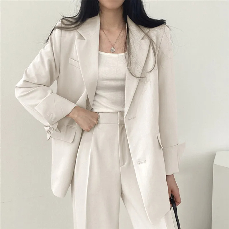 GR | Long women's blazer with wide lapels and relaxed fit