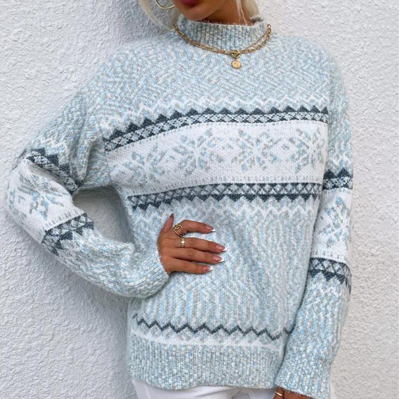 GR - Stylish Women's Street Fashionista Sweater