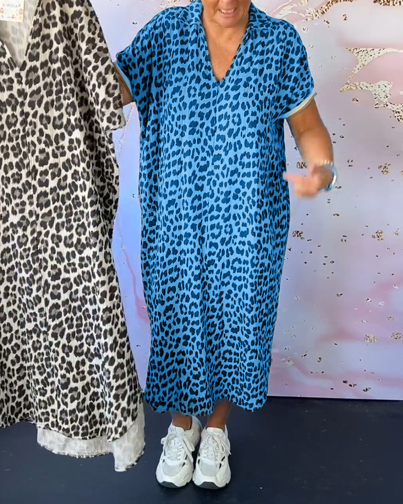 GR | Kurzärmliges Kleid mit Leopardenmuster und V-Ausschnitt