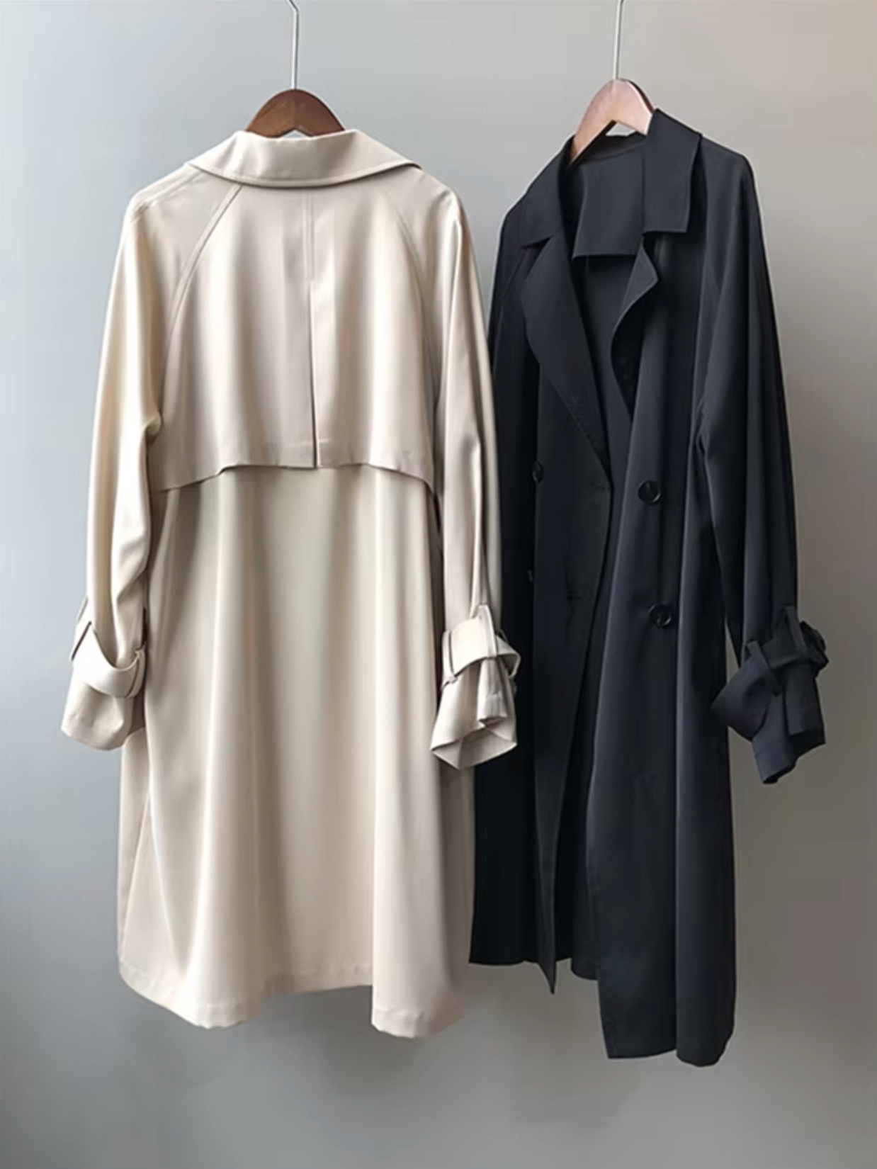 GR | Long trench coat with lapel collar, buttons and long sleeves