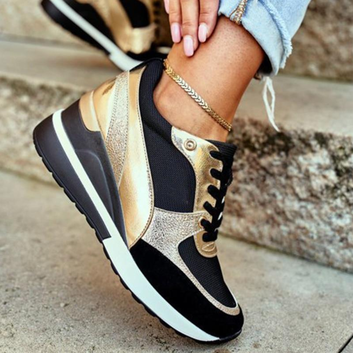 GR | Stylish wedge sneakers