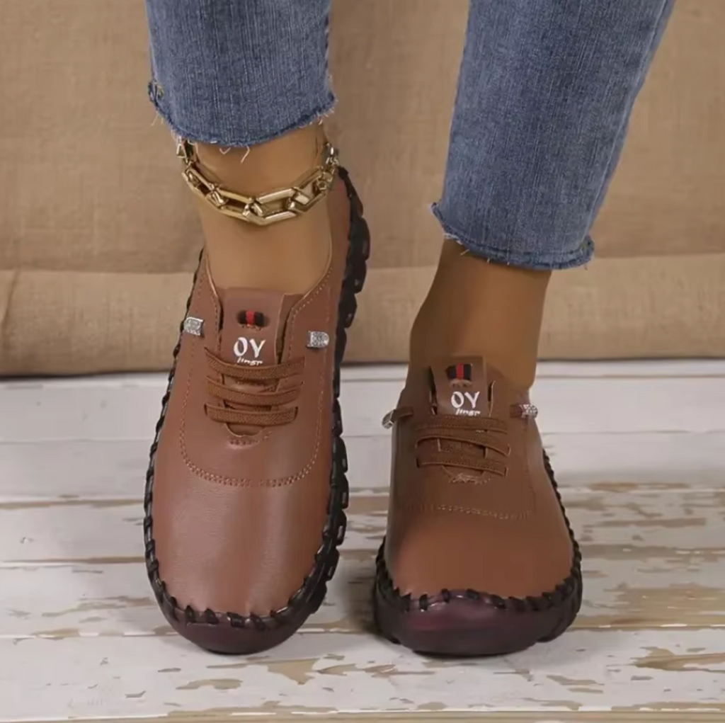 GR | Sneakers with soft soles