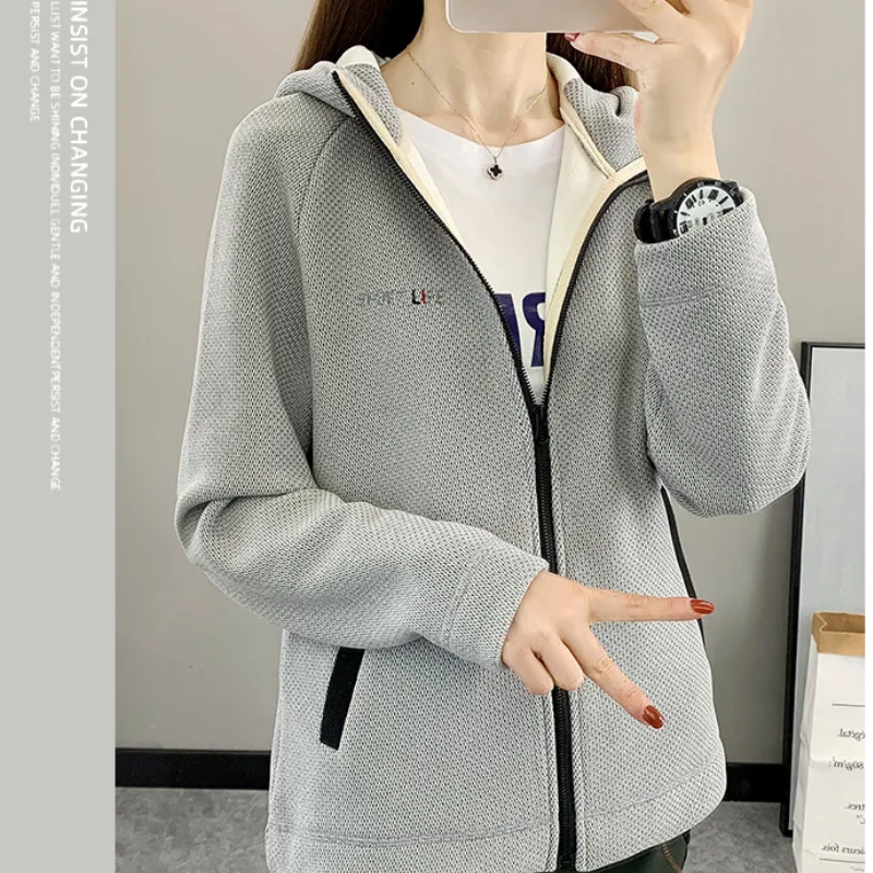GR | Women's Fleece Jacket, Lightweight and Breathable with Zipper
