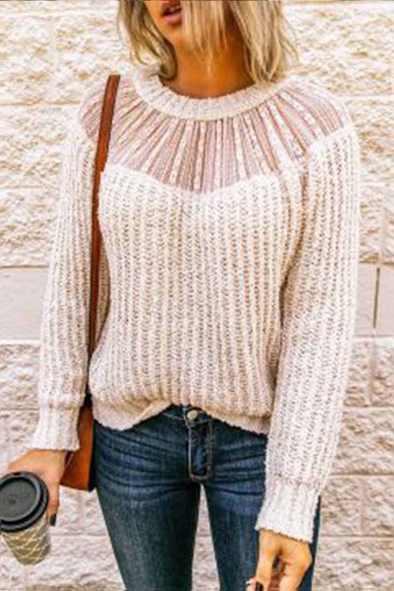 Relaxed and fashionable winter sweater