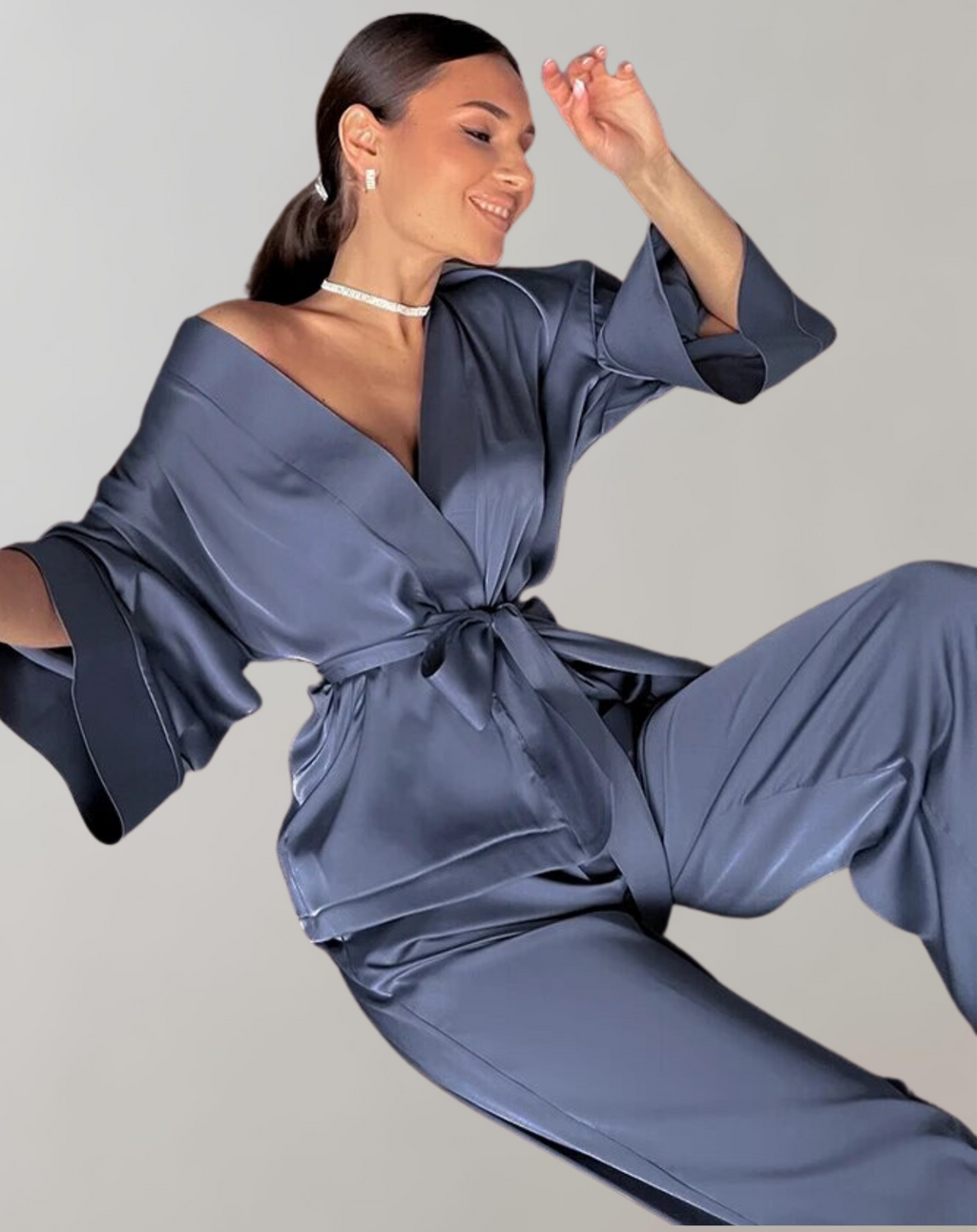 GR - Wrist-worn pajamas
