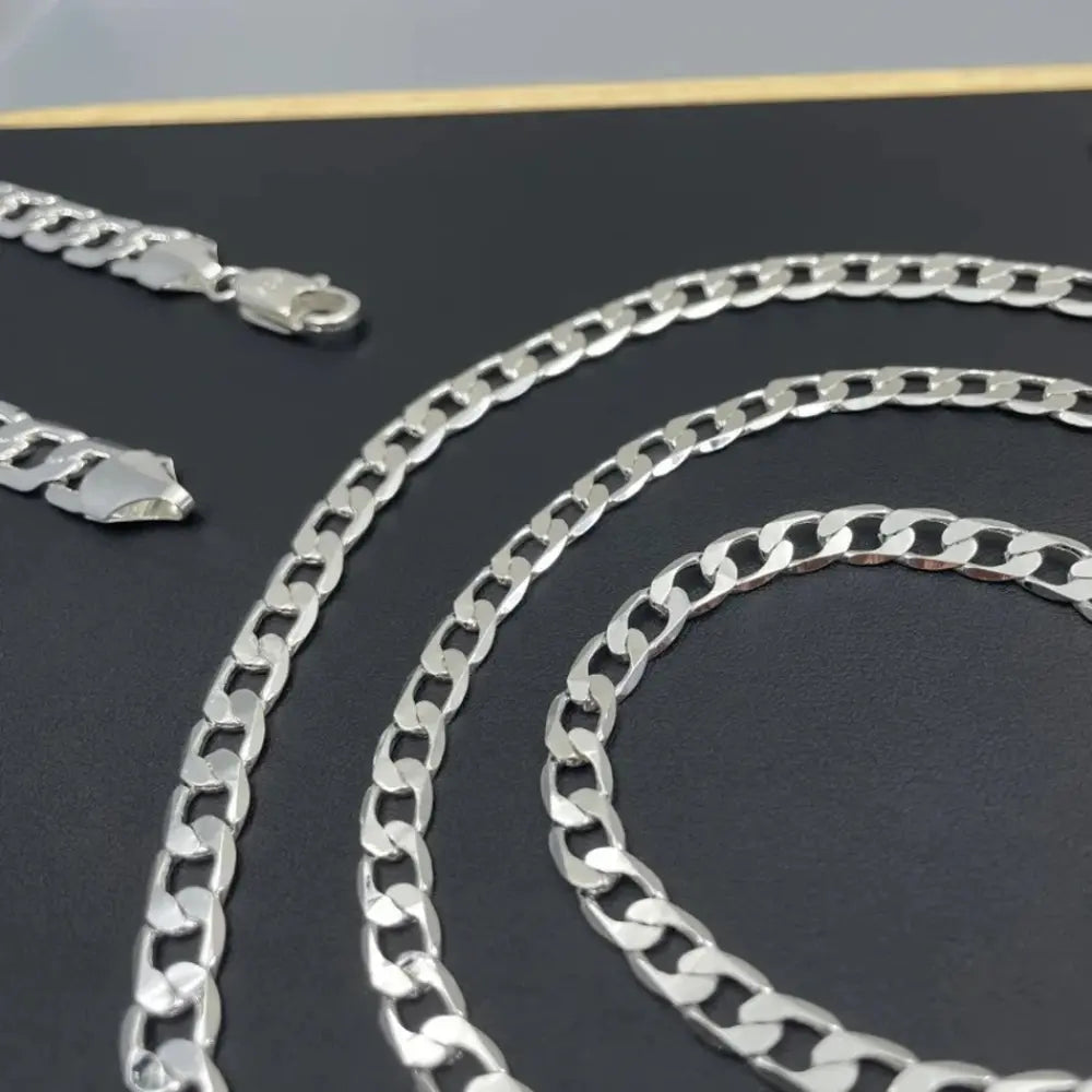 GR | 925 Sterling Silver Face Necklace
