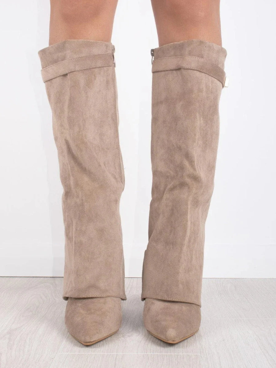 GR | Elegant women's boots made of high-quality suede with golden accents