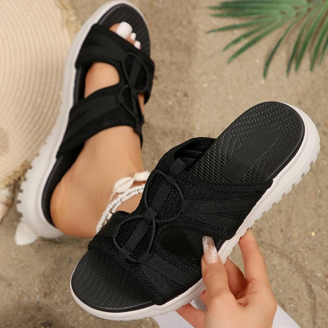 Steps | Stylish and Comfortable: Women's Slippers