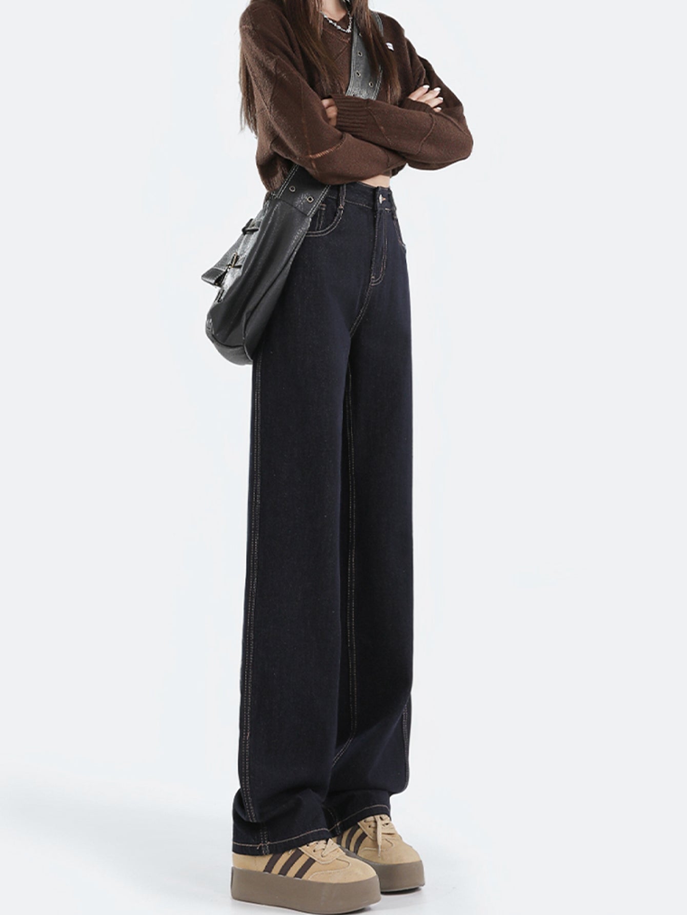 GR | Loose-fitting dark high-waisted floor-length denim trousers