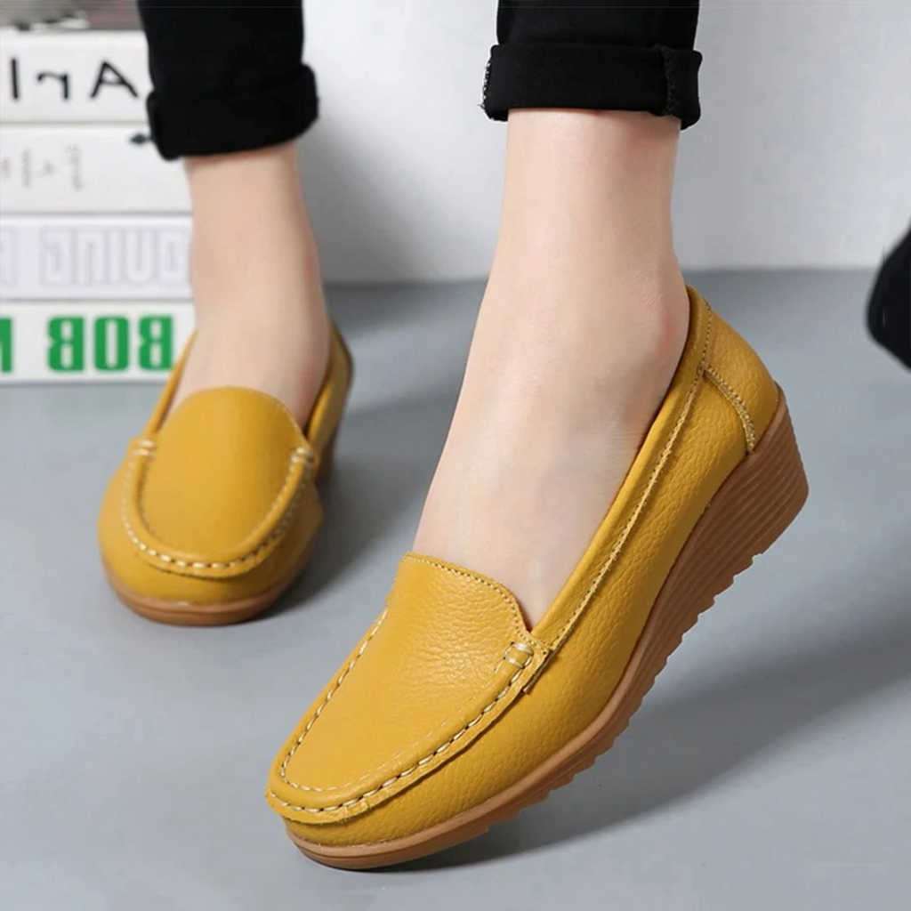 GR – Women's moccasin slip-on style loafers