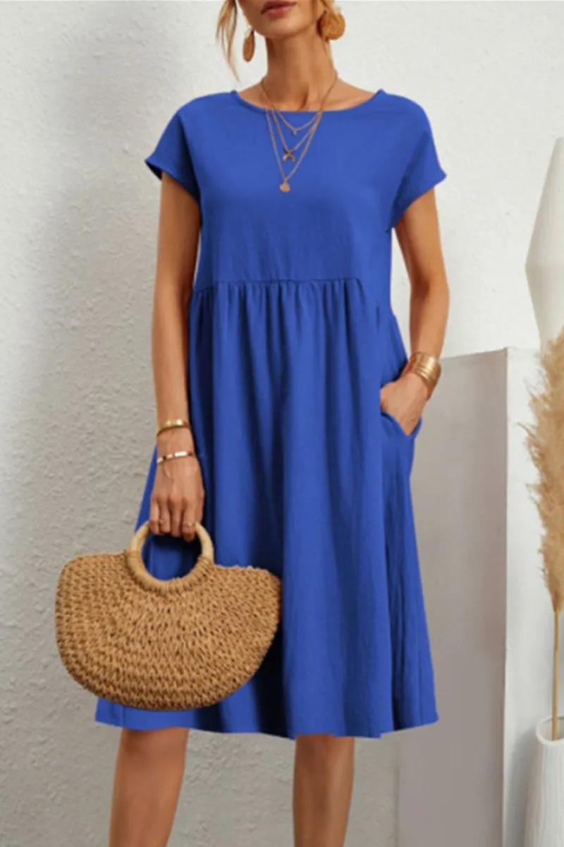 GR | Chic short-sleeved dress with a round neckline in solid color patchwork