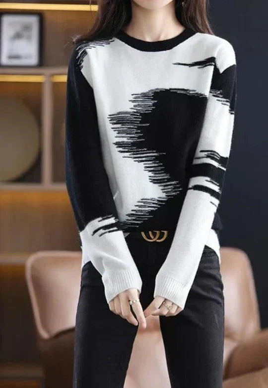 Tie-dye sweater with long sleeves