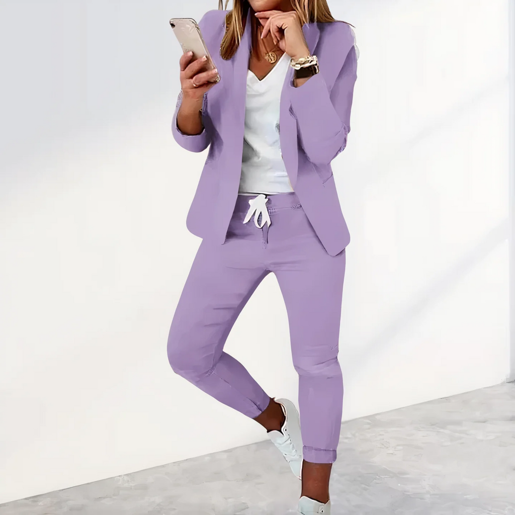 GR | Blazer and trouser suit for women