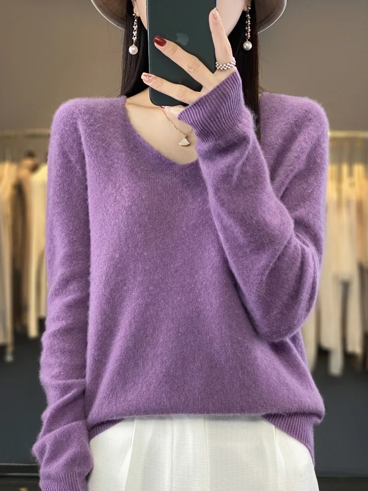 GR | Women's Cashmere Pullover, Elegant V-neck, Soft & Comfortable