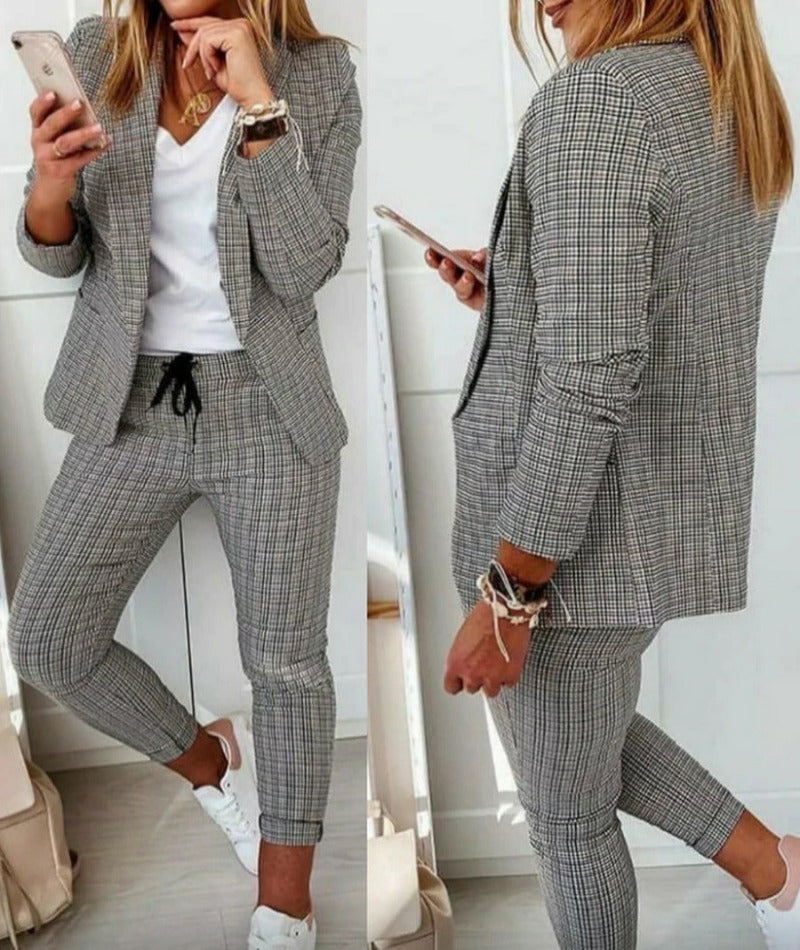 GR Suit Set: Modern two-piece suit with wide-leg trousers and a tailored blazer jacket