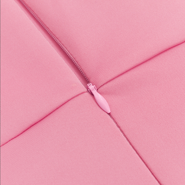 Asymmetrical, figure-hugging midi dress with a ruffled collar | Pink