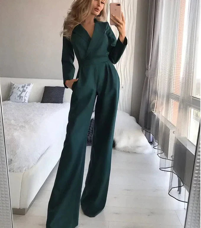 GR | Fashionable long jumpsuit with collar and wide leg for a stylish and modern look