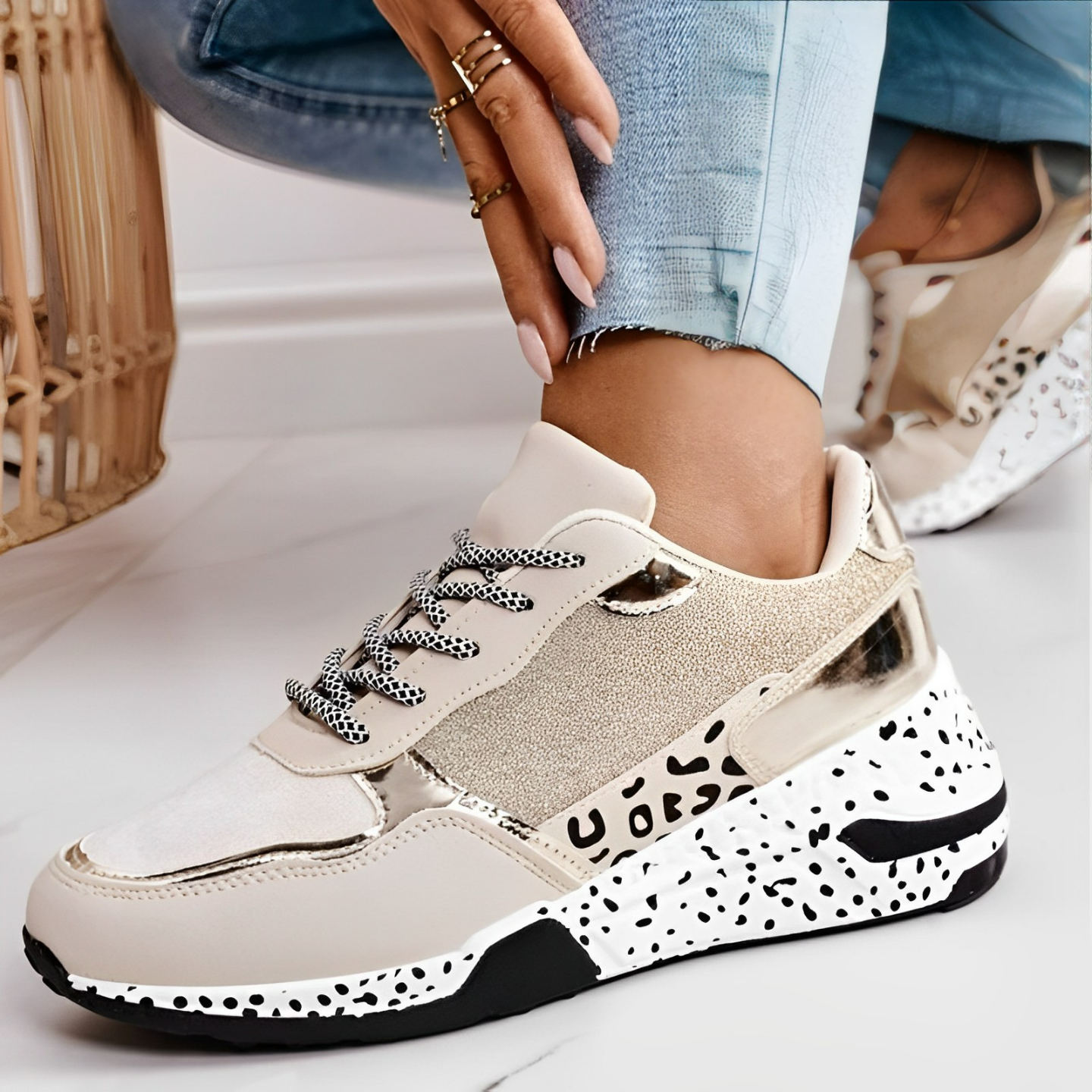 GR | Orthopedic sneakers - stylish trainers with a focus on softness