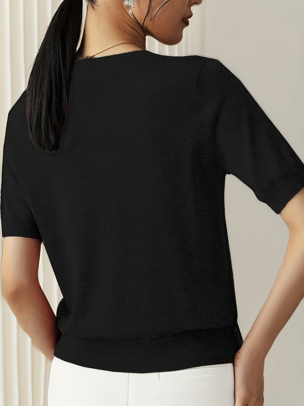 GR | Knit shirt with R neckline