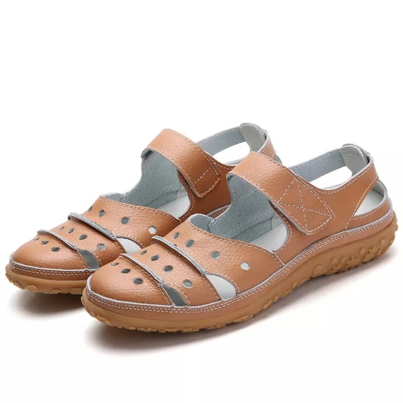 GR | Orthopedic spring sandals with Velcro closure