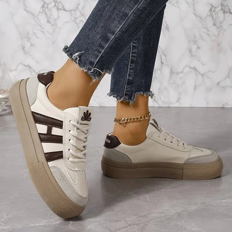 GR | Comfortable sneakers for women with a modern design and high quality