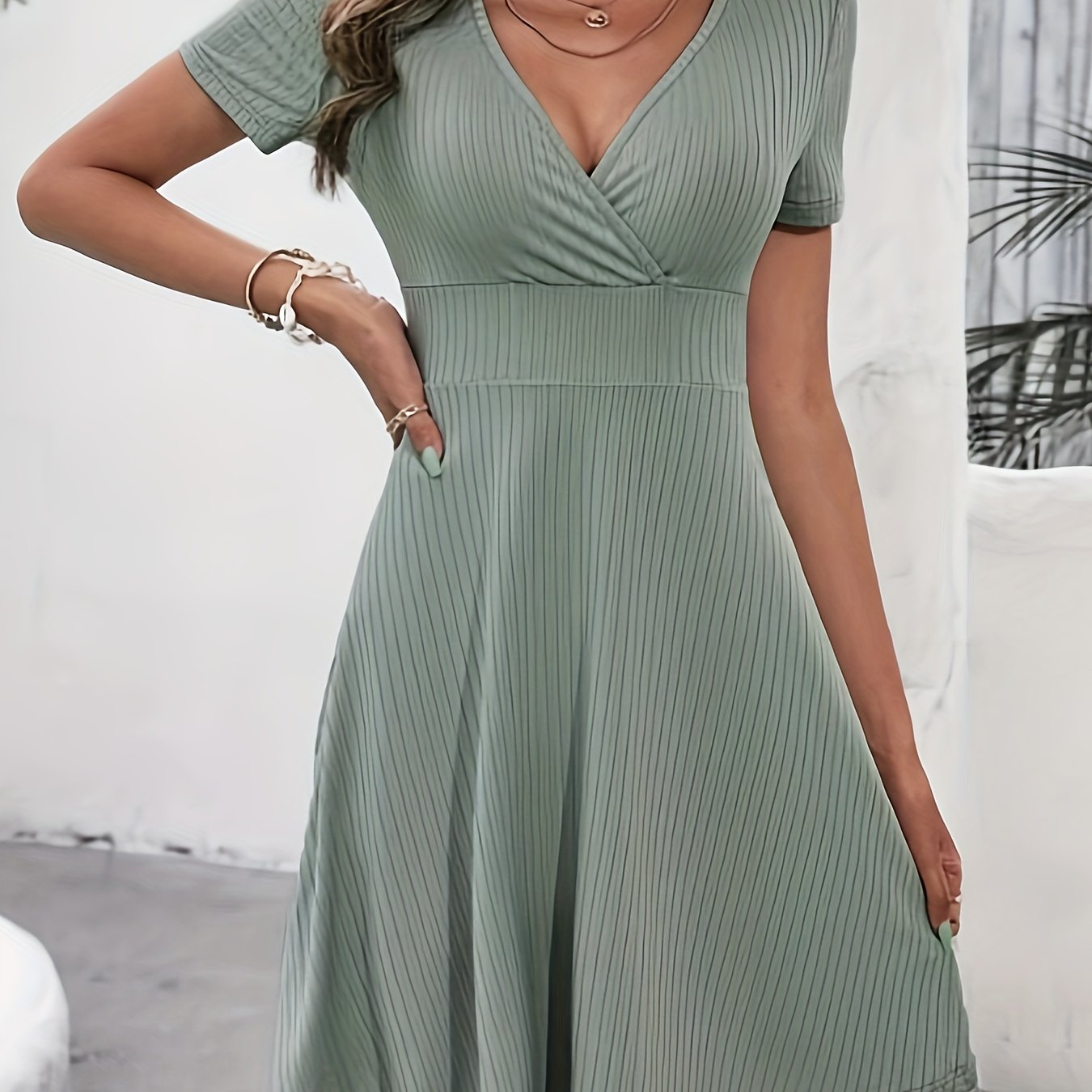 GR | Sommerkleid für Damen mit V-Ausschnitt Elegant Tailliert Kurzärmelig