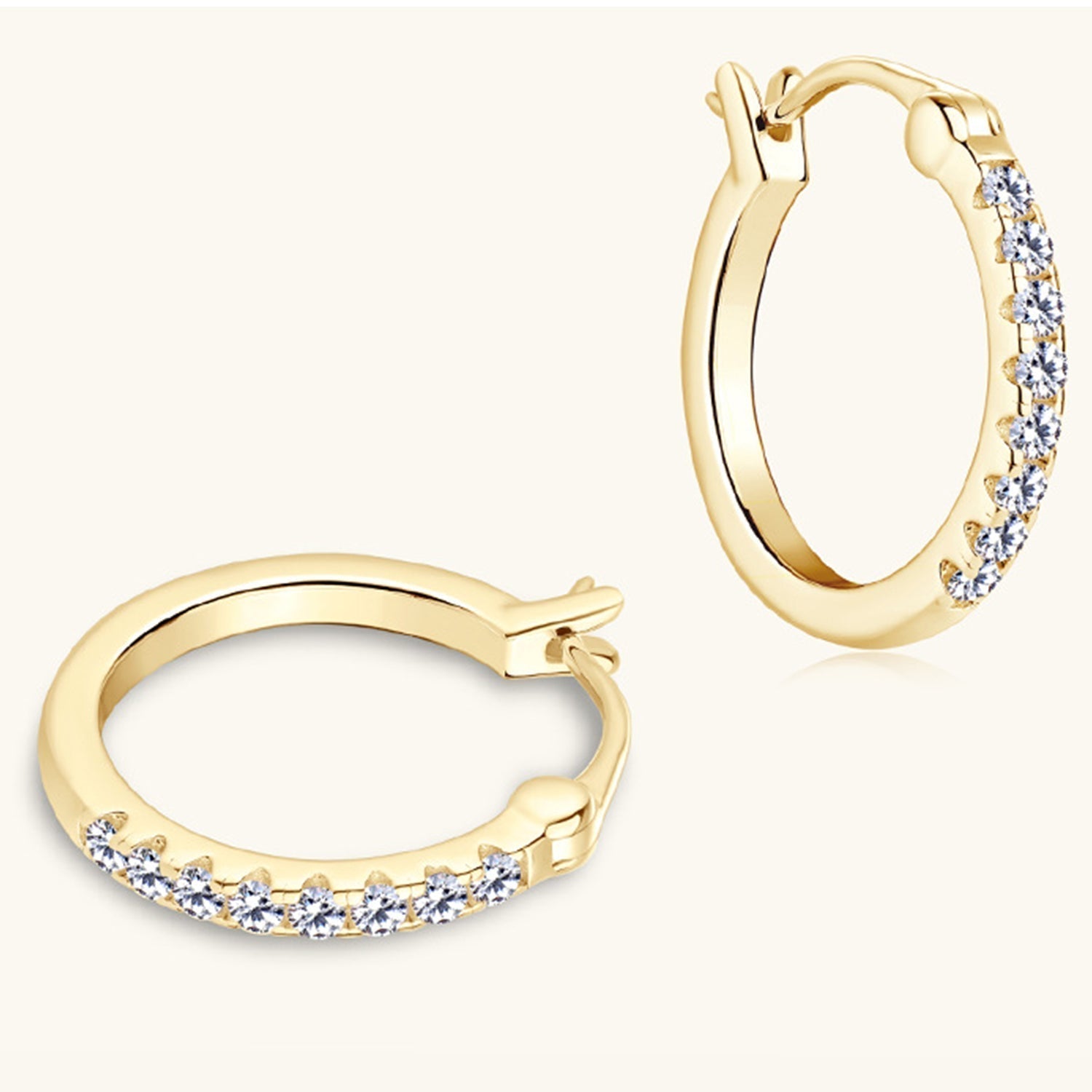 GR | 925 Sterling Silver Moissanite Huggie Earrings