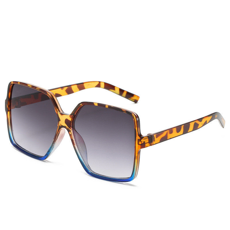 GR | Large Gradient Sunglasses for Women