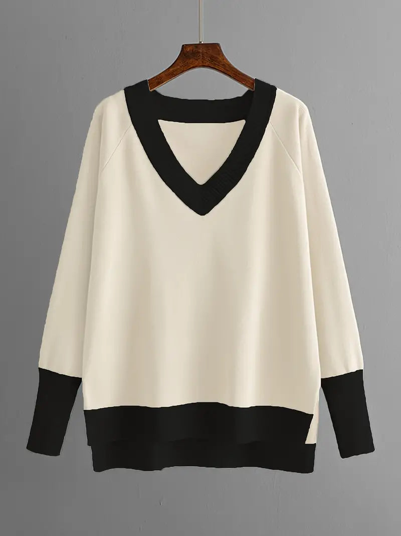 GR | Stylish set consisting of a long-sleeved knit top and V-neck trousers