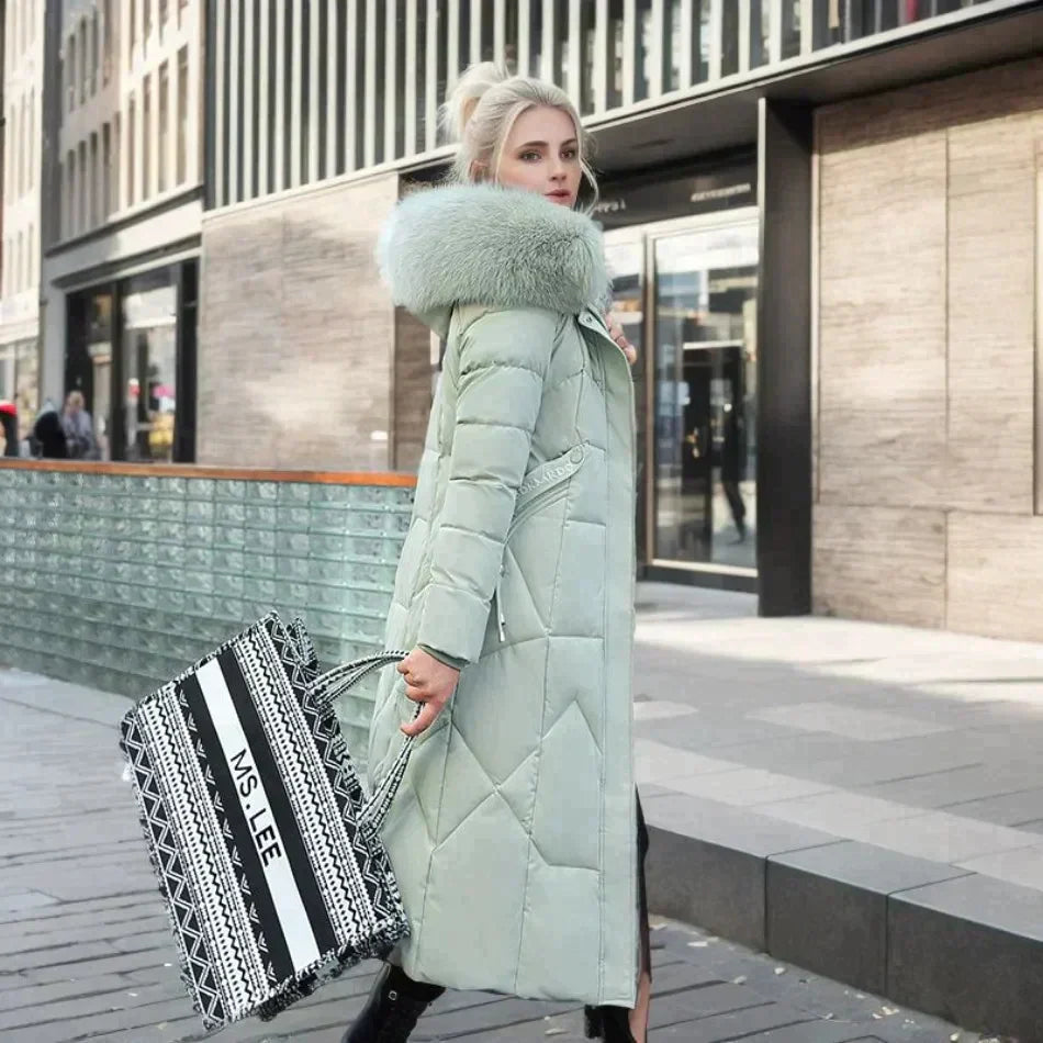 GR Amsterdam | Warm, elegant and comfortable fur coat 